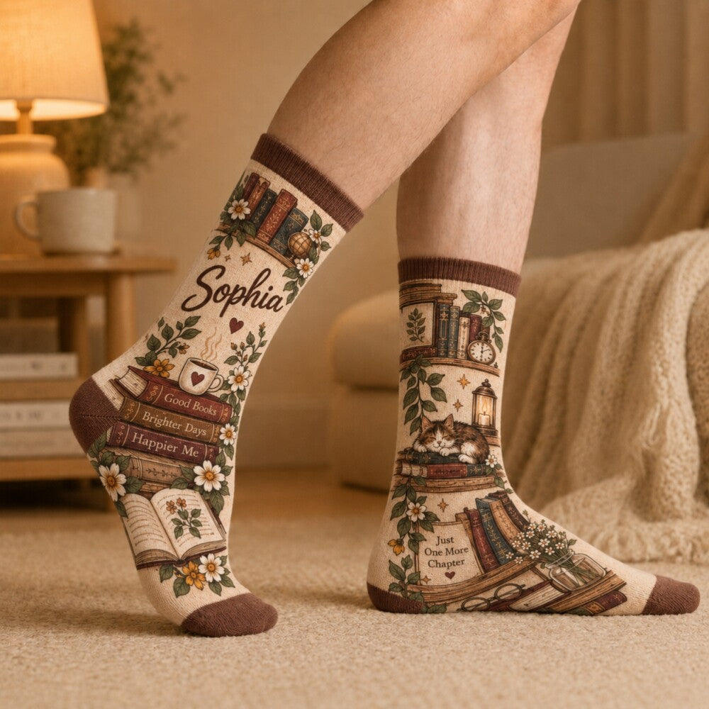 Shhh I’m Reading Socks, Vintage Book Lover Crew Socks, Cozy Library Bookworm Socks, Reader Gift for Women, Bookish Christmas Gift